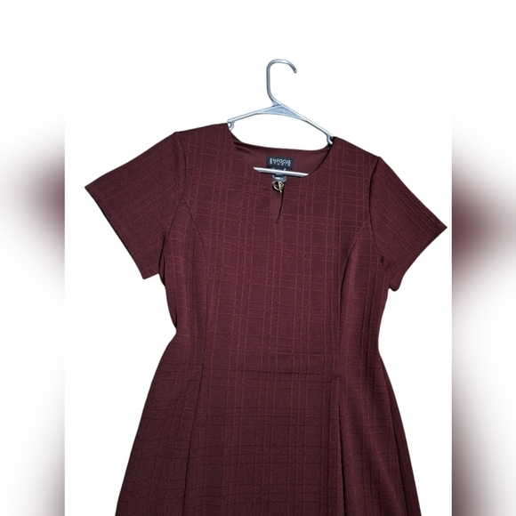 Burgundy Short Sleeve Dress Mark Enfocus Studio Size 12 From Women - Picture 2 of 5